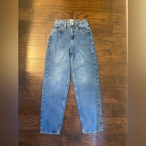 BDG High Rise Baggy Jeans Size 26
